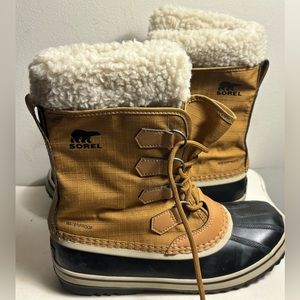 Sorrel Winter Carnival Boots in Medium Brown
